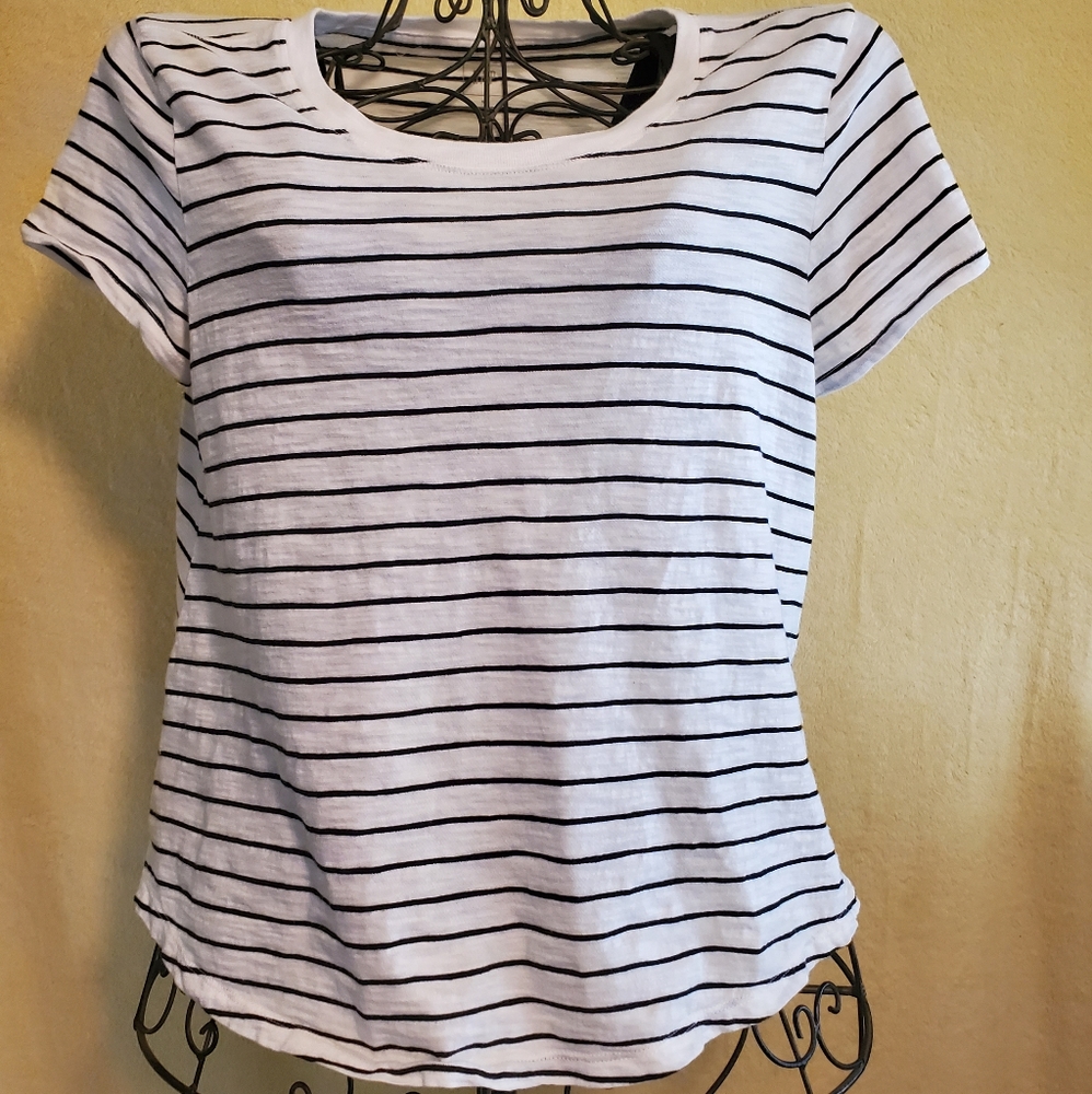 GAP shirt
